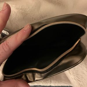 sienna Mae | Bags | Sienna Mae Makeup Bag | Poshmark